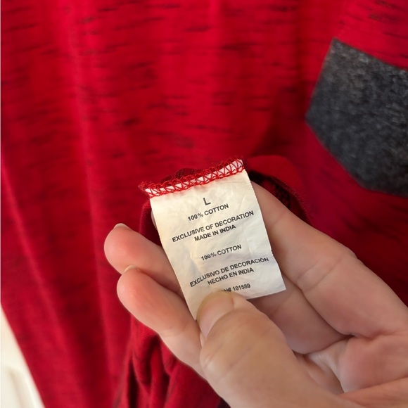 Vertical large sport red w/ gray stone color w pocket + buttons. - Picture 8 of 10